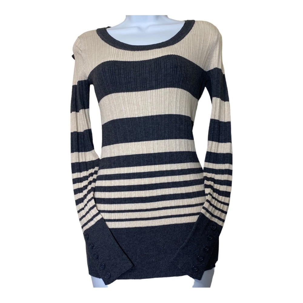 Pink Republic Fitted Sweater Cream / Off-white and Gray Stripe Size XL